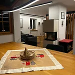 Lakeside Penthouse 16 زيل أم سي
