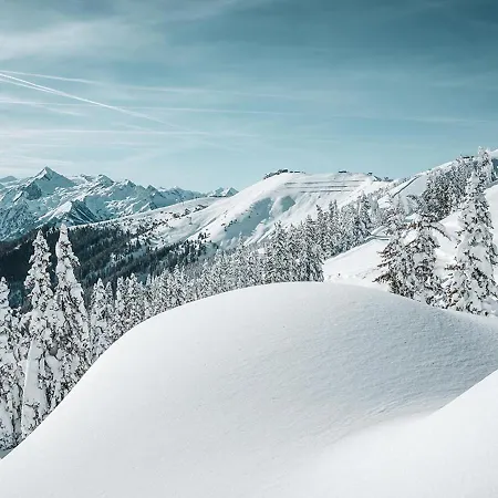 Lakeside Penthouse 16 Daire