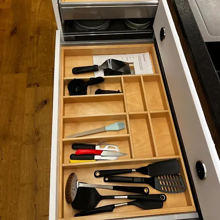 Lakeside Penthouse 16 Daire