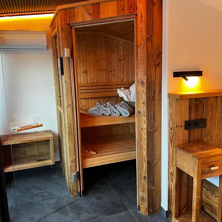 Apartment Lakeside Penthouse 16 Zell am See