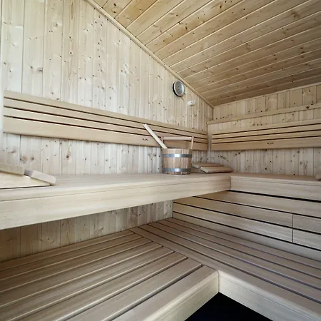 Апартаменти Lakeside Penthouse 16 Целль-ам-Зеє