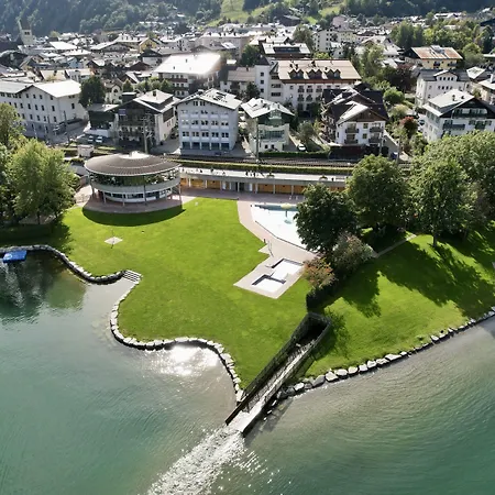 Lakeside Penthouse 16 شقة *