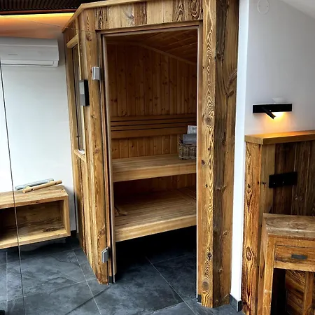 Lakeside Penthouse 16 * زيل أم سي