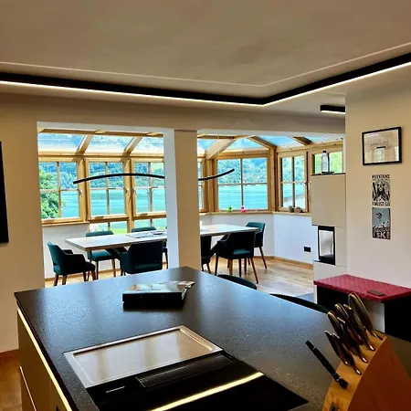 Lakeside Penthouse 16