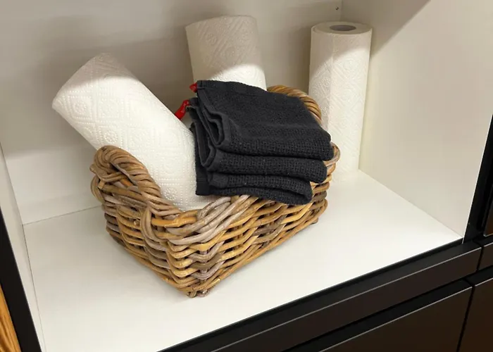 Lakeside Penthouse 16 *