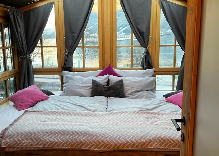 Lakeside Penthouse 16 아파트 *