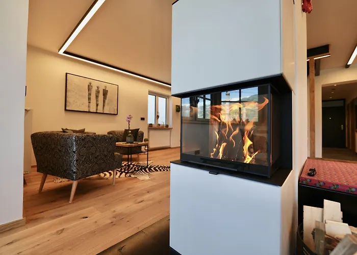 Lakeside Penthouse 16 젤암제