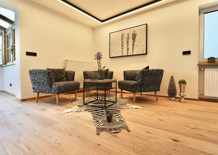 Lakeside Penthouse 16