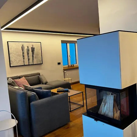 شقة Lakeside Penthouse 16